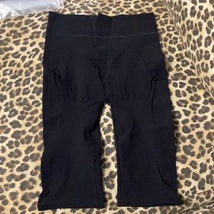 NWT Leonisa Super Comfy Compression Butt Lifting Shape Wear